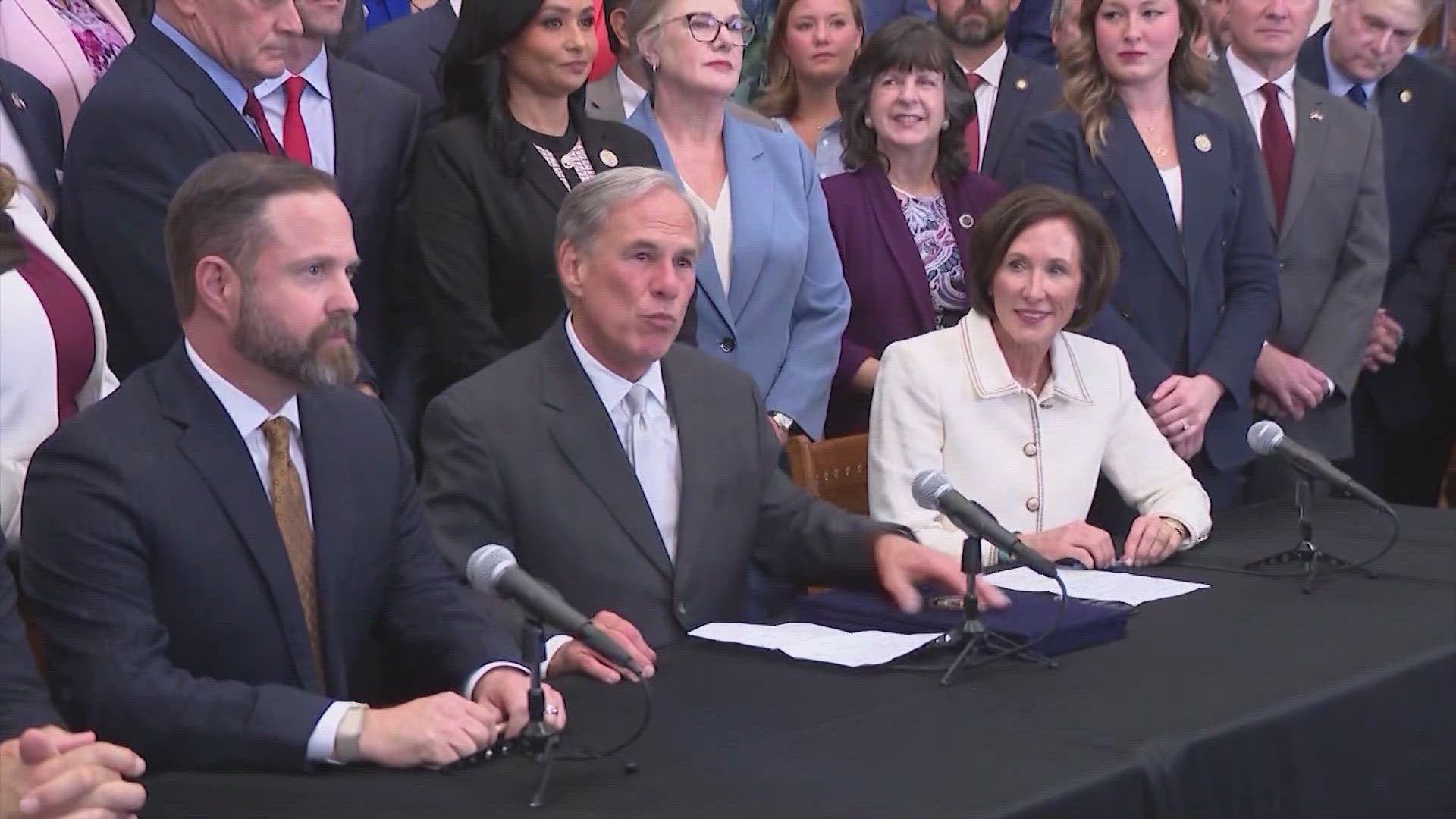 Texas Governor Calls for Overhaul of Prosecutorial Power After Alleged School Threats